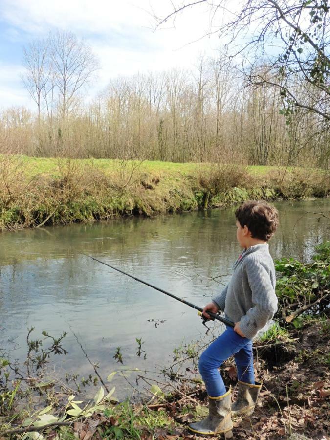 Au Fil De L'Eau Villa Conchy-sur-Canche Luaran gambar